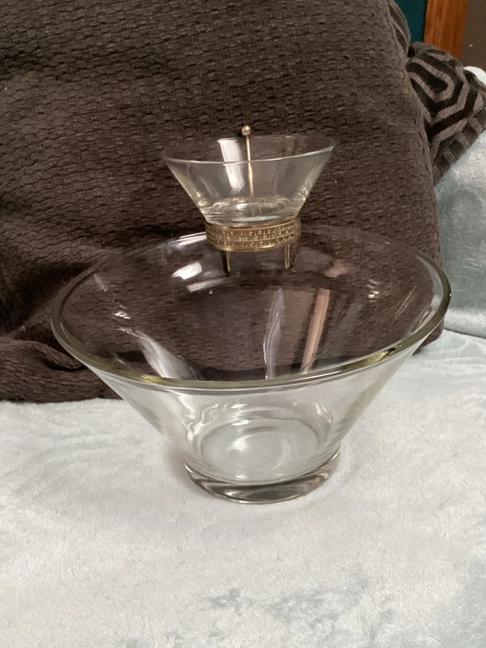 Vintage 1960s Anchor Hocking glass, potato chip, and dip ball holder. Set.